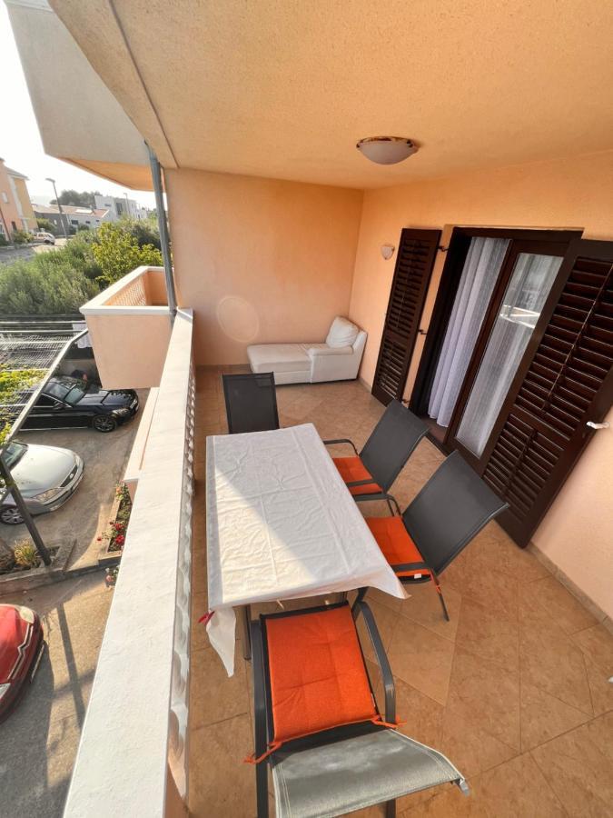 Apartment Plavia Biograd Біоград-на-Мору Екстер'єр фото