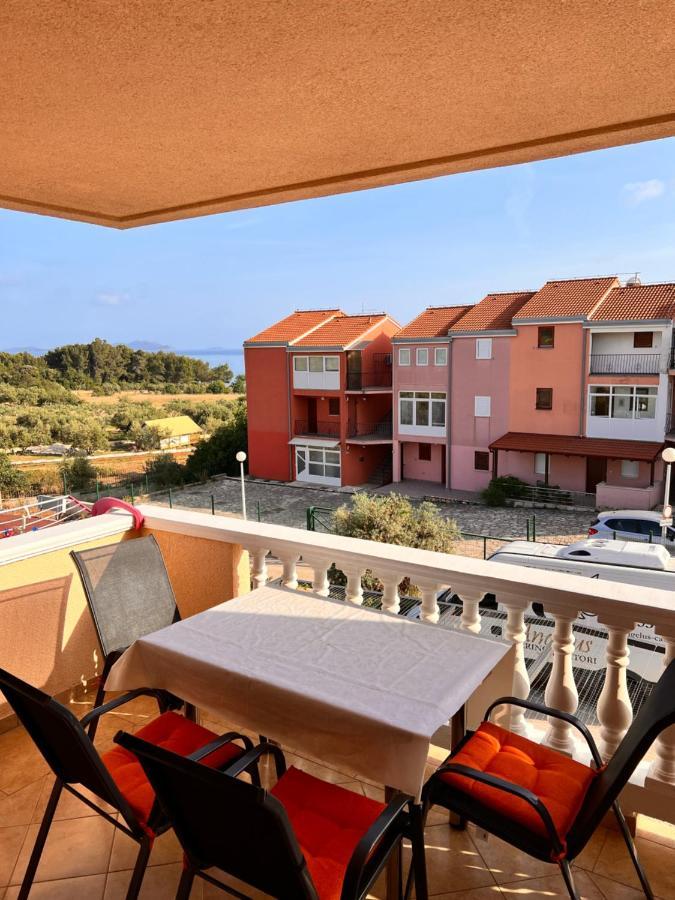 Apartment Plavia Biograd Біоград-на-Мору Екстер'єр фото