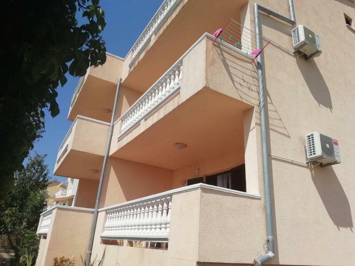 Apartment Plavia Biograd Біоград-на-Мору Екстер'єр фото