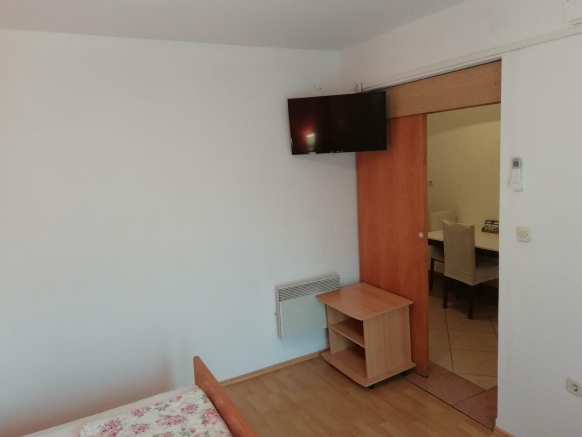 Apartment Plavia Biograd Біоград-на-Мору Екстер'єр фото