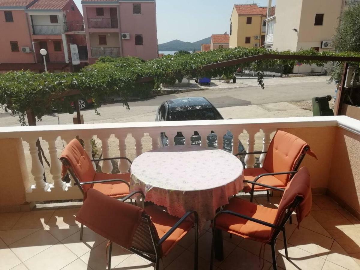 Apartment Plavia Biograd Біоград-на-Мору Екстер'єр фото